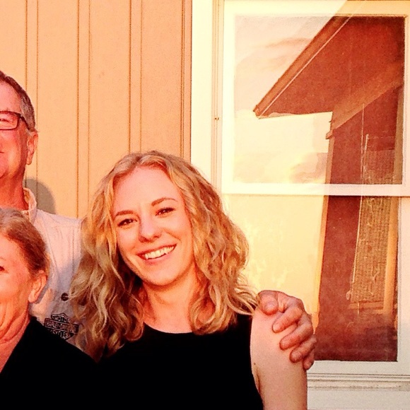 Meet your Posher, Annie - Picture 2 of 2